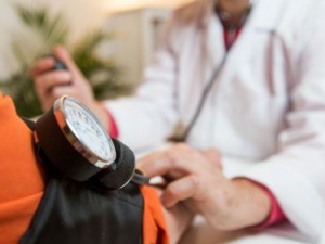 ��Ѫѹ��ʲôʳ�� ���Ƹ�Ѫѹ����ҽƫ������Щ