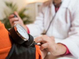 ��Ѫѹ��ʲôʳ�� ���Ƹ�Ѫѹ����ҽƫ��