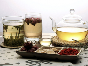 ���Զ����ʺϺ�ʲô��