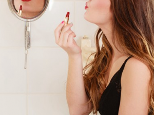 ��ҧ��ױҪע��Щʲô ҧ��ױ��ʲô��ɫ�ں�ȽϺ�