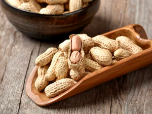 ������Ϊ�˽�����Գ���Щ��ʳ