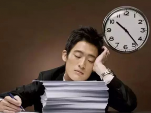 ������ҽ����ƣ�͵����ַ���