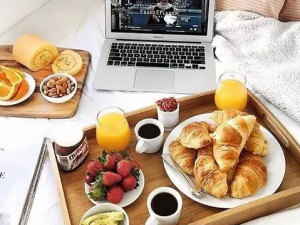 �����̴���õ�ƫ������Щ