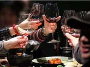 �Ⱦƺ��ʲô����Ѫ