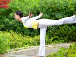 Ů���ѳ��������٤ һ����������