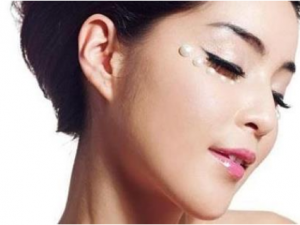 �۲��������������� ��������