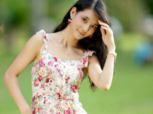 ����ʳ������Ů���Ŷ�