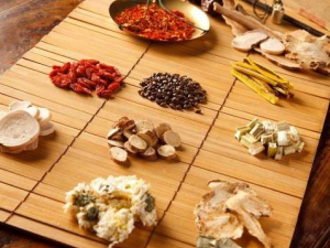 ����ʯ����Щ֢״ ��������ʯ��ƫ������Щ