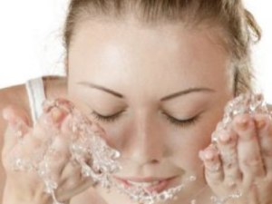 ��λ��Ƥ��Ӧ������� ��ҽ������λ��Ƥ�׵�ƫ���Ƽ�