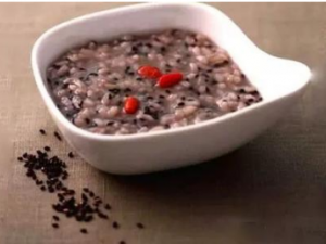 �̴����ߵ���ʳ����