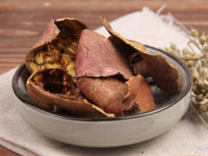 ʯ��Ƥ���׳��θ�к ʯ��Ƥ�Ĺ�Ч