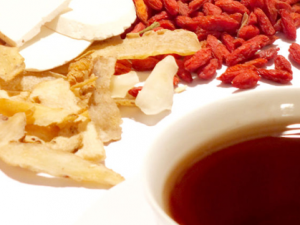 ���°�ĭ����ô���� ��ҽ����Щ����ƫ��