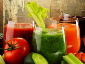 �����ϰ���ƶѪӦ�����ʳ ����Щ��Ҫע�����