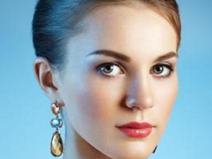 ˯ǰ��Ħ�����Ŷ����յ�����