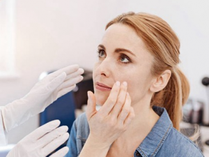 ��Ƥ���к�Ѫ˿��ô������ �ʹ��۷�ȥ��Ѫ˿�ķ���