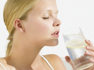 ţ�̸�Ӫ�������ɵ�ˮ�� �ڿʺ�ţ�̵�Σ��