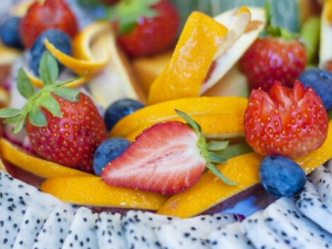 ��Ѫ����ʳ��������Щ Ů���������Ѫ����