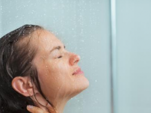 ͷƤ֬����Ƥ��֢״ ͷƤ֬����Ƥ��Ӧ�������