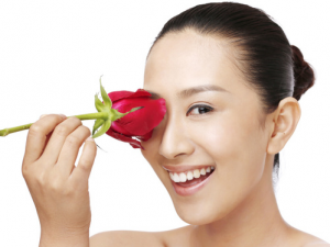 ���ϵİ߰ߵ��Ӧ�����ȥ�� 6����ҩ�����Ĥ����ȥ������