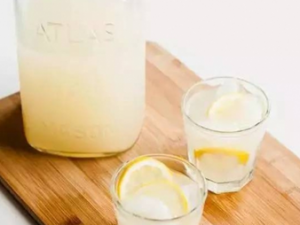 �����Ƥ�����ˮ������ ��ҪƤ��ˮ�۲���Ϳ�㶫��