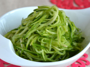 8��ʳ����԰������������� ���Ƚ������Ҳ�ɰ��㽵��Ŷ