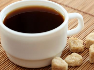 ����ˮ��õ�Ҳ�������Һȵ� ��Щ�˺Ⱥ���ˮҪע����