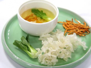 ��Ҫ�Ŷ�����Ӧ�����ʳ С���Ƽ���ζʳ��