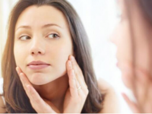 �������ܱ�������ഺ��ò ��ҽ�Ƽ�����ʮ��ƫ��