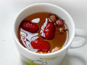 Ů�ԺȺ���ˮ��ʲô�洦 Ů��ʲôʱ��Ⱥ���ˮΪ��