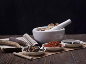 ����ɢ�Ĺ�Ч ����ɢ��������ʪ����