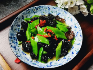 ��ʲôʳ���Ƥ����ˮ һ����������