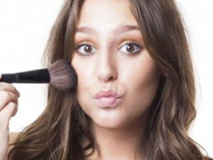 ��˥����ʳŮ��ǧ������