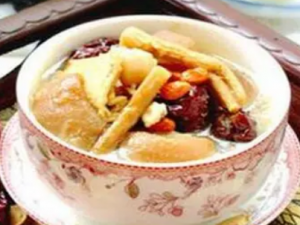 ����Ů�Բ�Ѫ����÷��� ��Щ���Բ�����