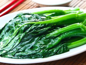 Ů�ӳ��ڳԸ�ҹ�˳����ض�ƶѪ ��Щ��ҹ�˲��ܳ�