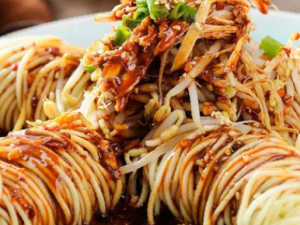 ��˿��������� С��������óԵļ�˿����