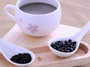 ���ݺڶ��Ĺ�Ч ���ݺڶ�����Щ�ô�