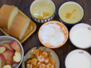 6����Ͳ��˳� С����6����ͺ�����