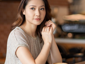 ​��Ц��õ�Ҳ������������ ��������ϰ����Ů��Խ��Խ��