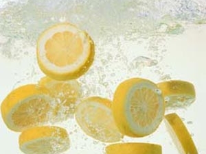 ����Ƭ��ˮ�ȵĹ�Ч�Ĺ�Ч�����ú�Ӫ����ֵ