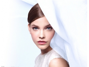 Ů����α���Ƥ��Խ��Խ������