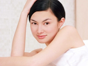 ���裺Ů�Զ����ֽű���������4����