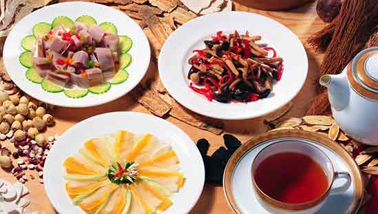 ����ҩ���������� �Ŵ���Ů�����ؾ�