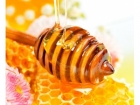 春季蜂蜜是最理想保健的饮品