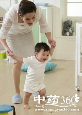 宝宝成长过程,宝宝学走路的几个阶段