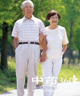 老年养生,每天做到这“十练”老得慢