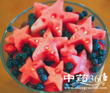 如何抗衰老,红色水果抗衰老有奇效