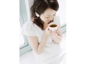 口腔溃疡 女性要防经期口腔溃疡