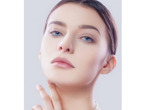 ��α���Ƥ�� ӵ�����޻���������Ůʿ���ݷ�