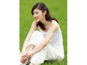 ���в��� Ů�Է��������ɲ���Ԫ��