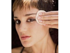 �۲��������� 10����ʿ���۾���Զ����